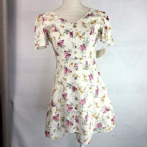 CDC Caren Desiree NWT Cottage core Floral short dress Petites Size 2  # 151